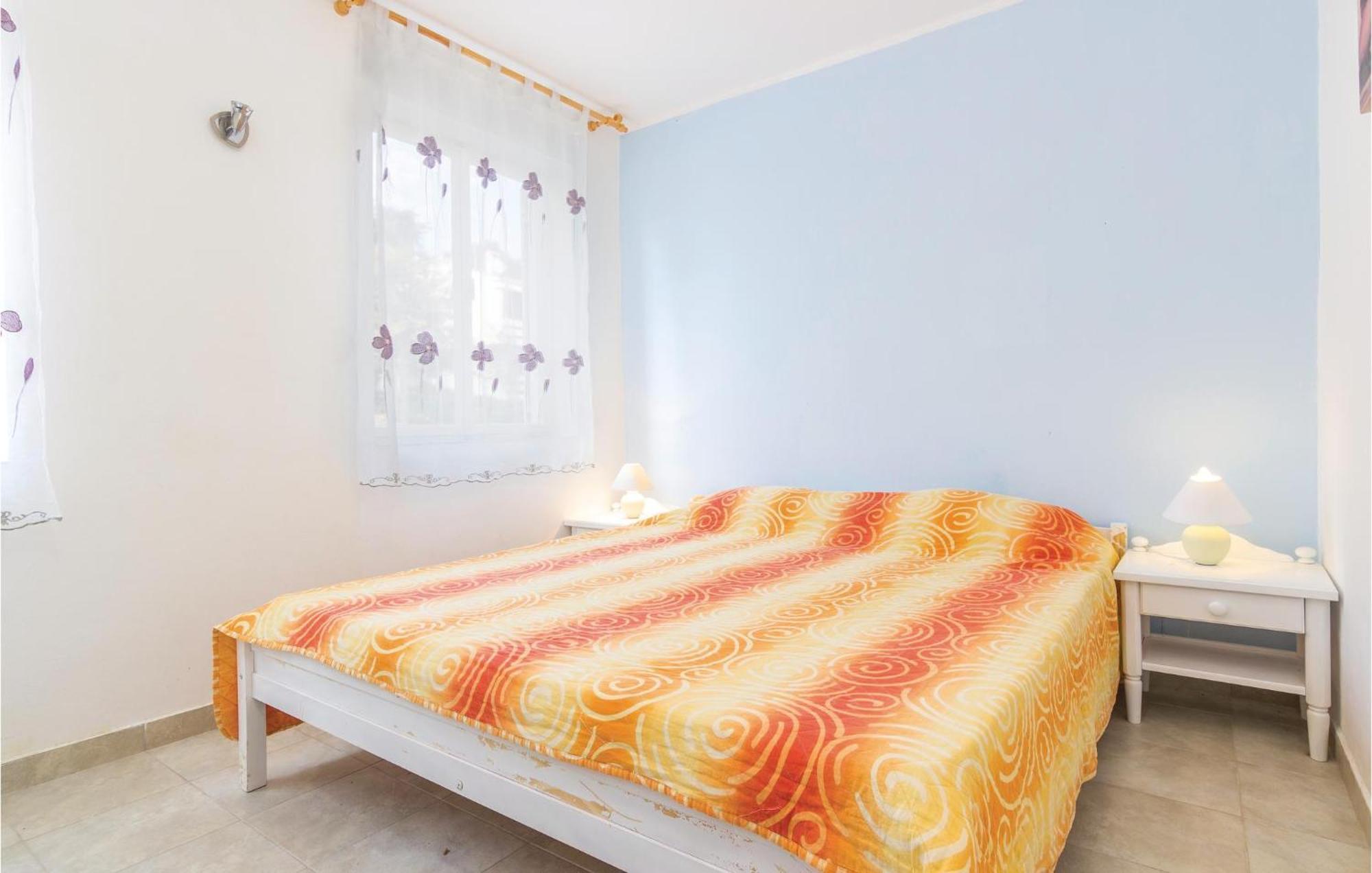 Amazing Apartment In Rovinj With Wifi Extérieur photo