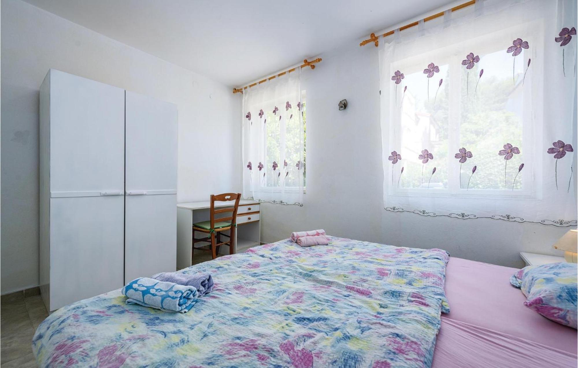 Amazing Apartment In Rovinj With Wifi Extérieur photo